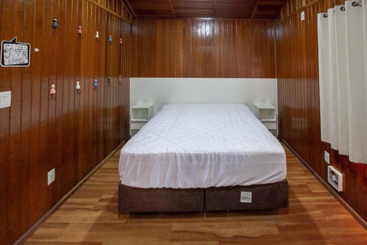Moreira Casa Com Churrasqueira E Ar-condicionado